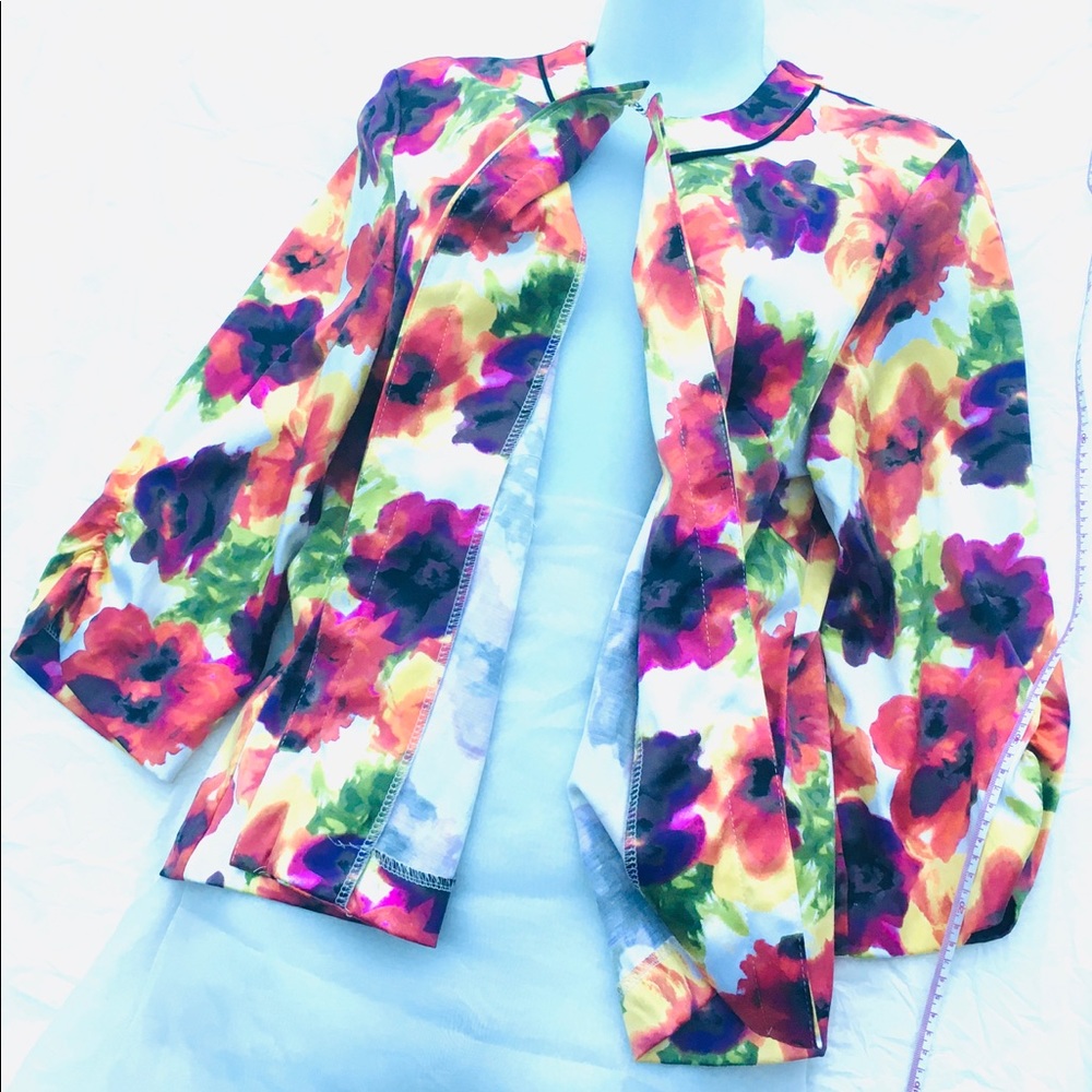 Top, Bright, Open Front. W. Size L. - image 5